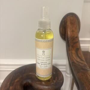 New, deep, steep, warm, vanilla, coconut organ, dry body oil 6 oz